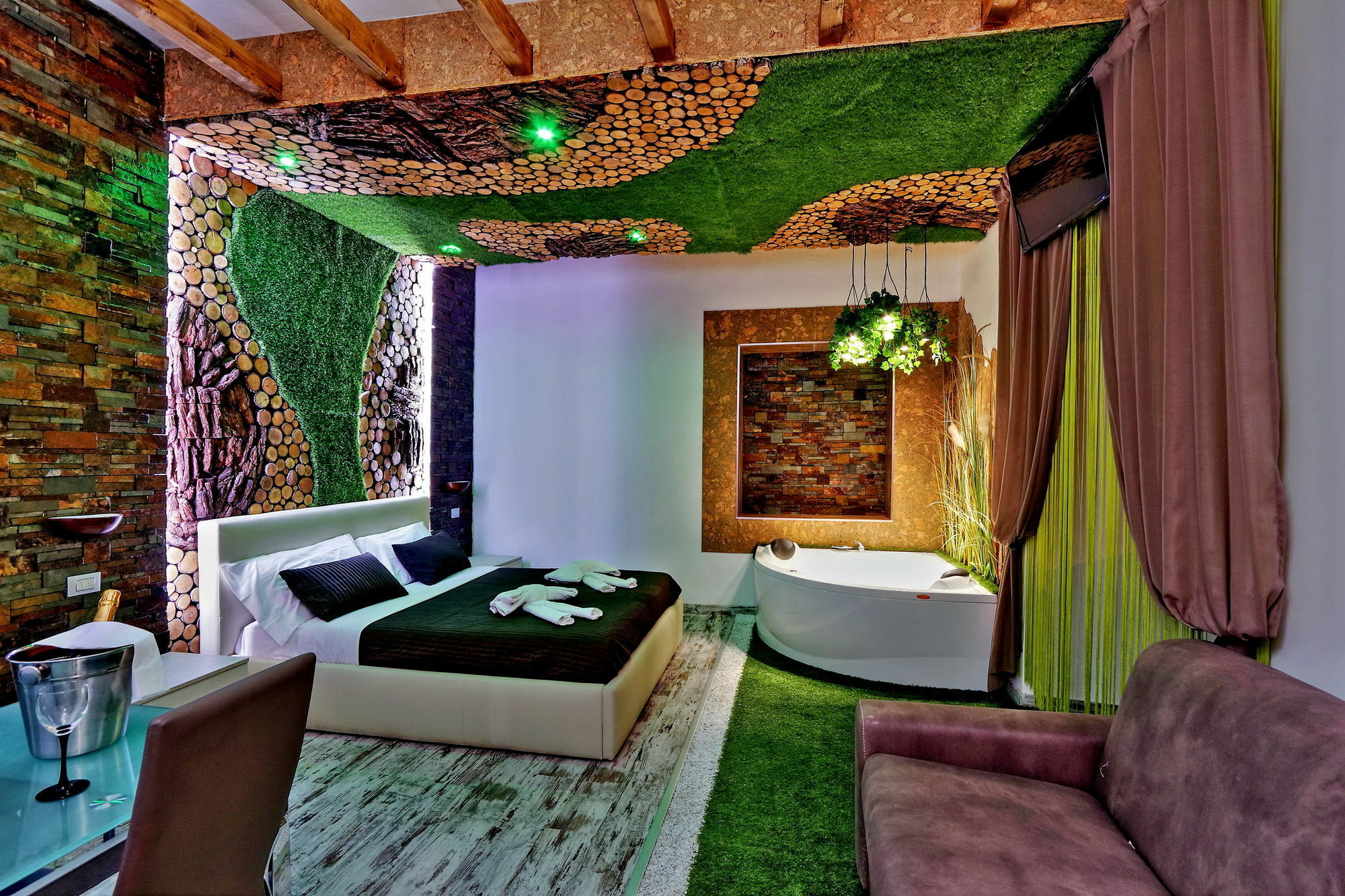 Paradise Pensionat 3*